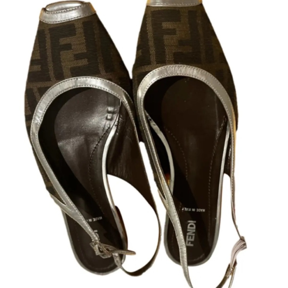 Fendi Women's Black and Silver Slingback Sandal Shoes